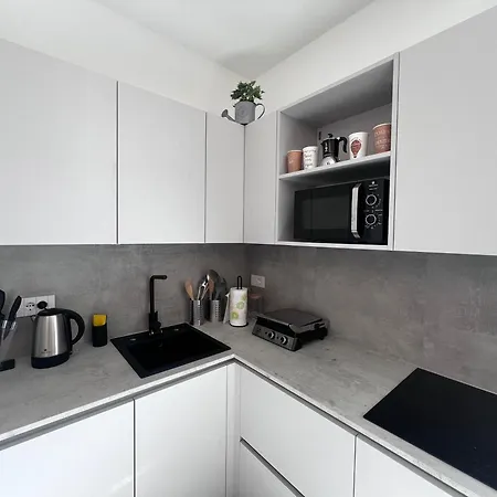 Casa Blu Алассіо